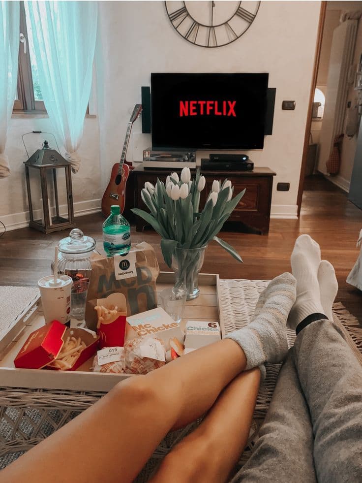 5 meses de Netflix para o casal curtir juntinho